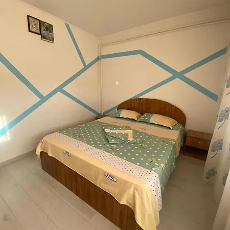 Apartament Rares Διαμέρισμα *
